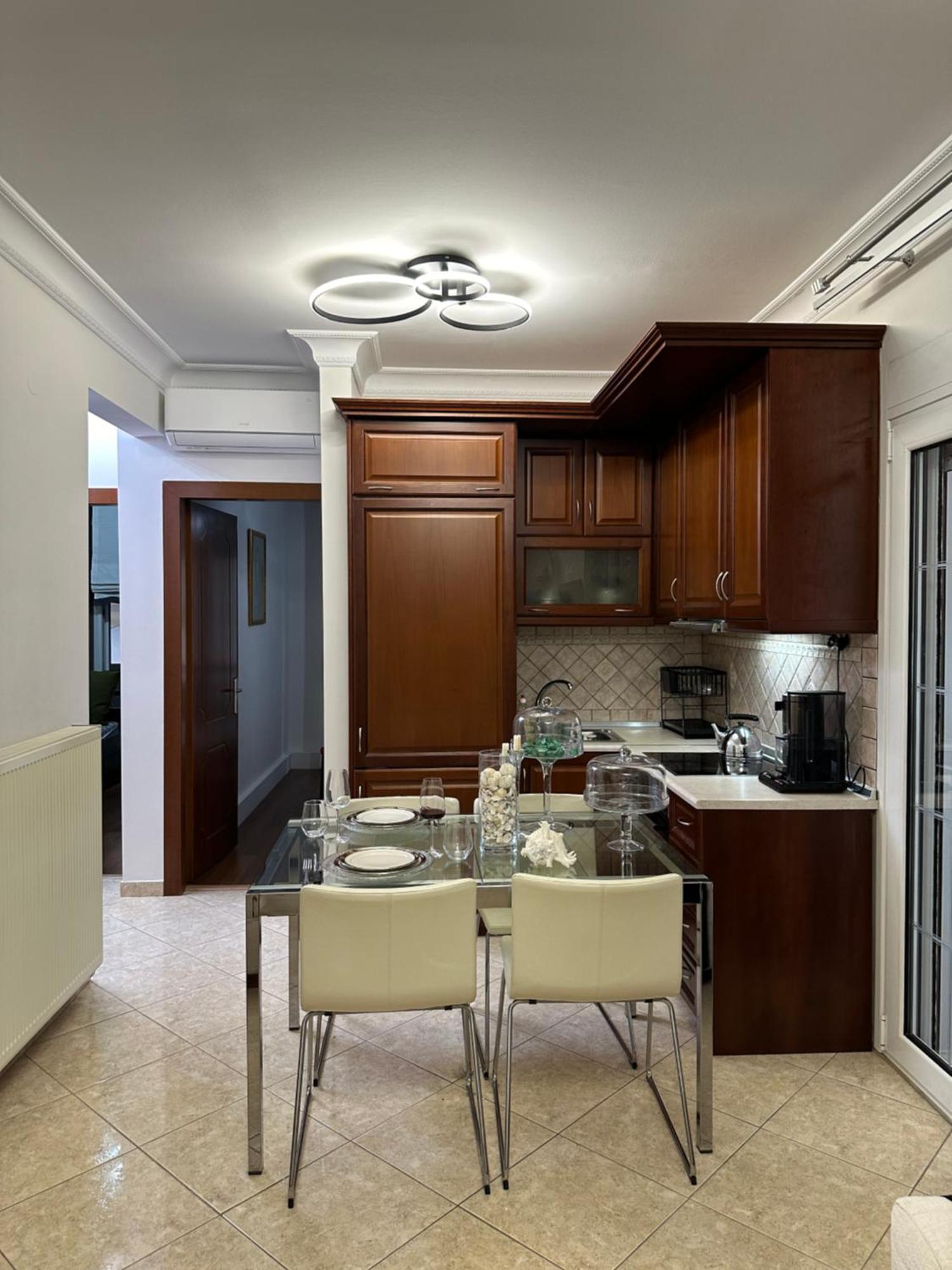Апартаменты Thessaloniki, Four Seasons House Салоники